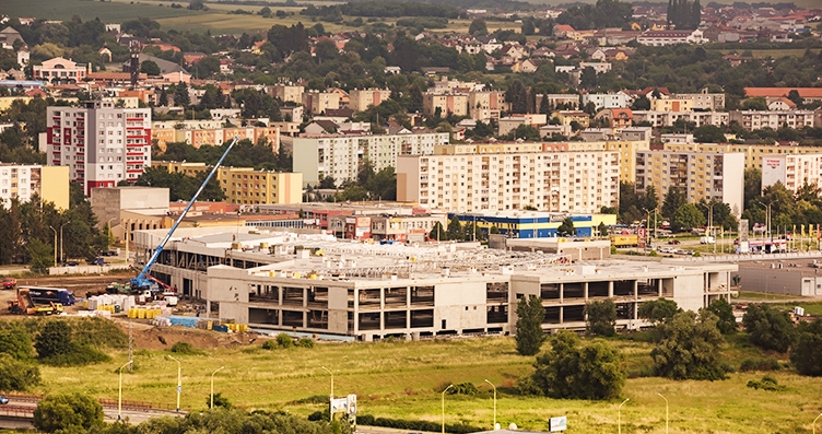 HRUBÁ STAVBA JE DOKONČENÁ A EPERIA ZÍSKAVA ĎALŠÍCH NÁJOMCOV.